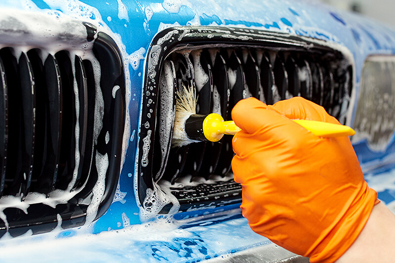 Front Grill of a blue bmw detailed by Logan's Auto Detailing & Ceramic Coating